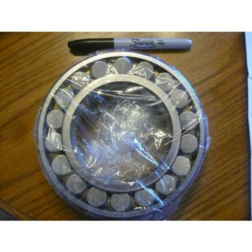 New Fag 22218EASKM Spherical Roller Bearing NO BOX